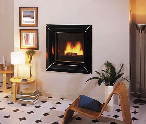 KAMIN ST GENIS