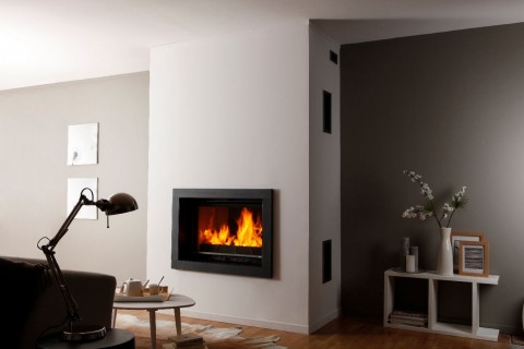 KAMIN MONTANY